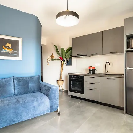 Danai Luxury * Nikiana