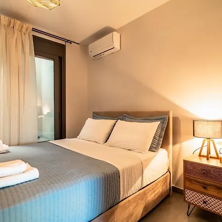 Danai Luxury Apartamento Nikiana